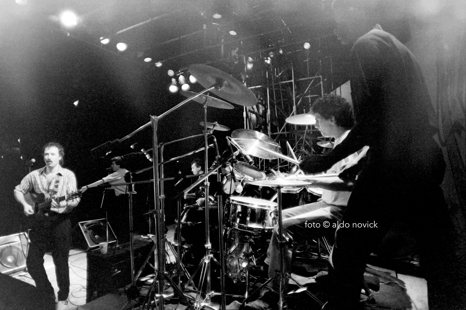 G.Etchenique, N.Haedo, P.Routin, con la banda de J.Roos, 1990, foto © aldo novick