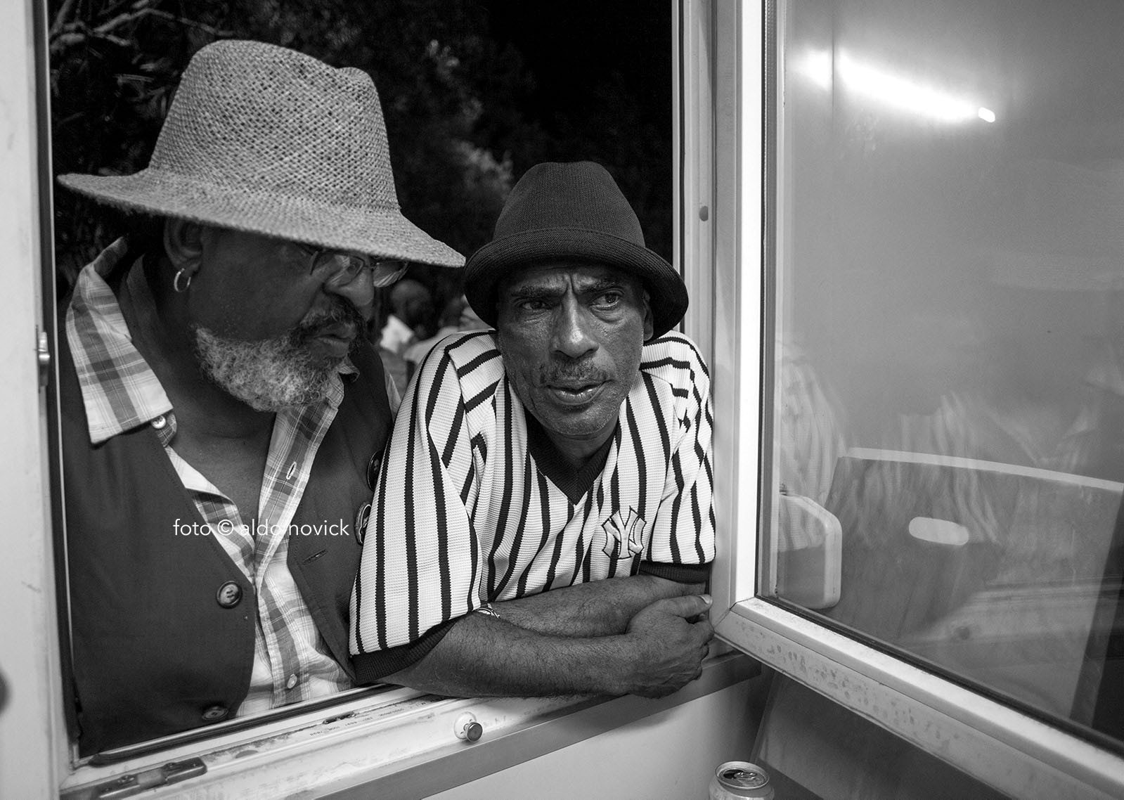 Ruben Rada y Lobo Nuñez, Teatro de Verano, Montevideo, 2011, foto © aldo novick