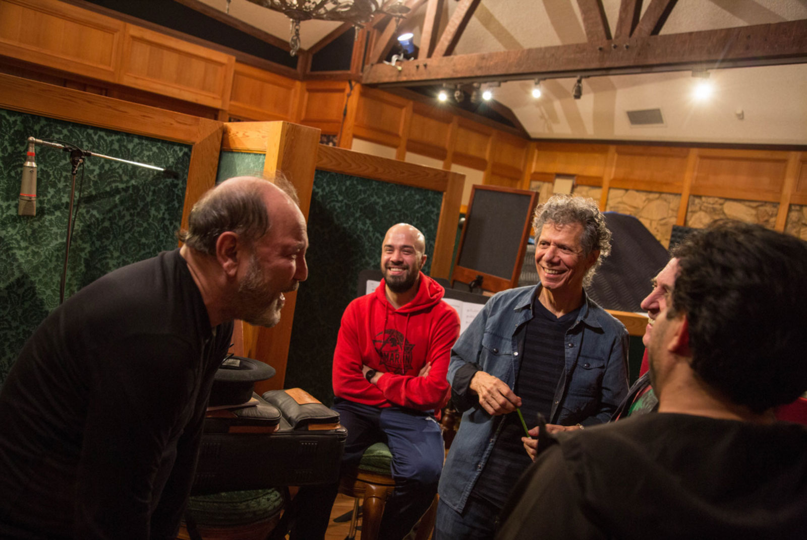 Blades durante una grabación con Chick Corea, 2019