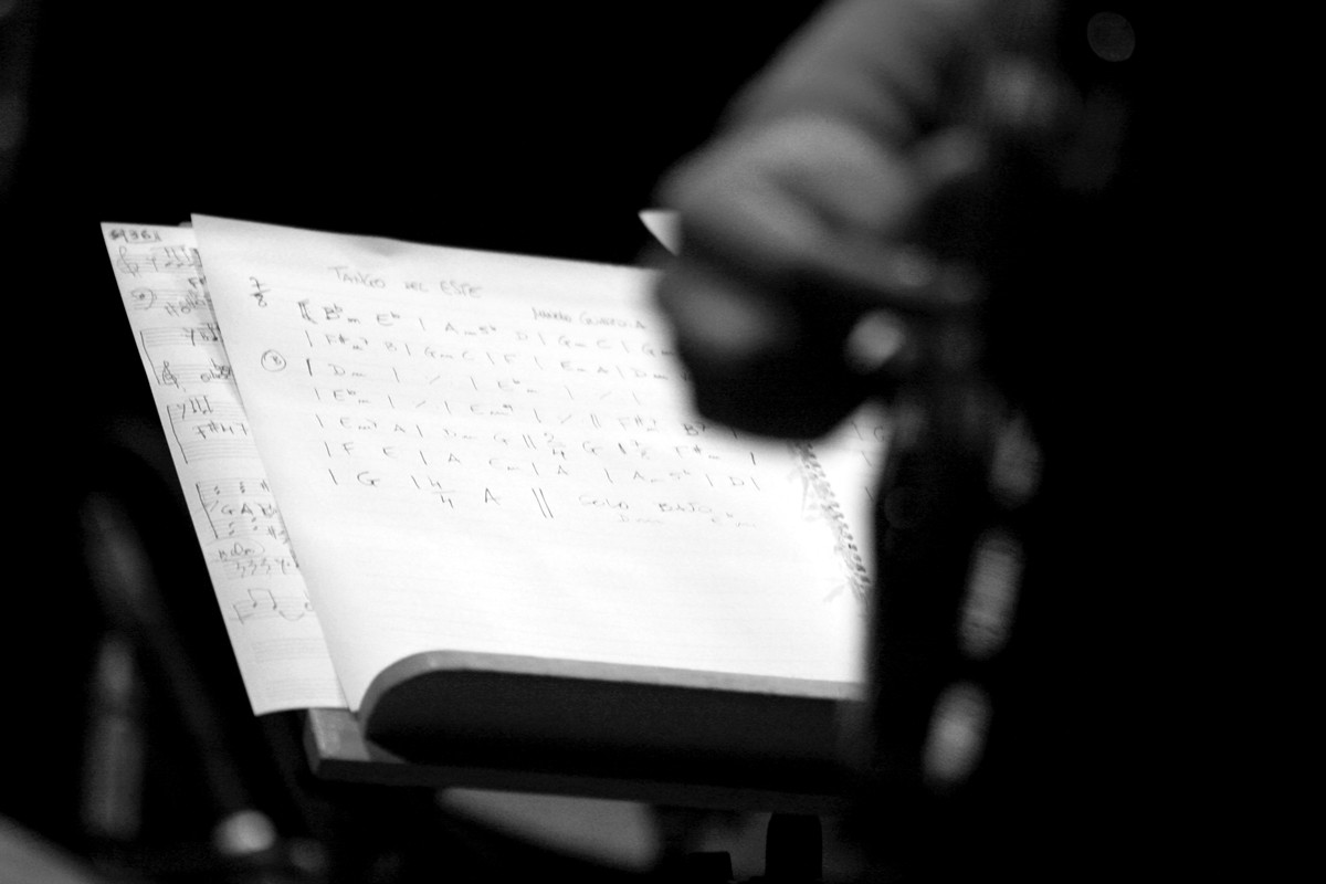 Tango del Este, partitura Trío Fattoruso 2006 foto © aldo novick