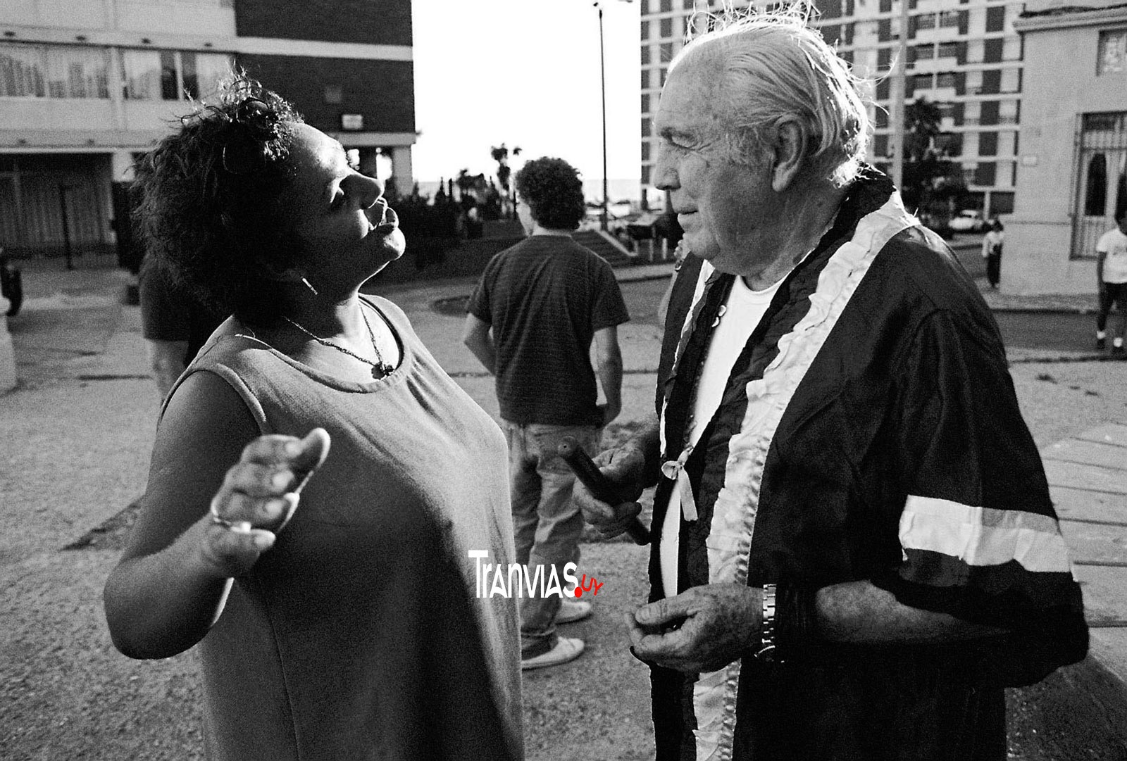Katy Gularte y Carlos Páez Vilaró, Barrio Sur, foto aldo novick, 2004