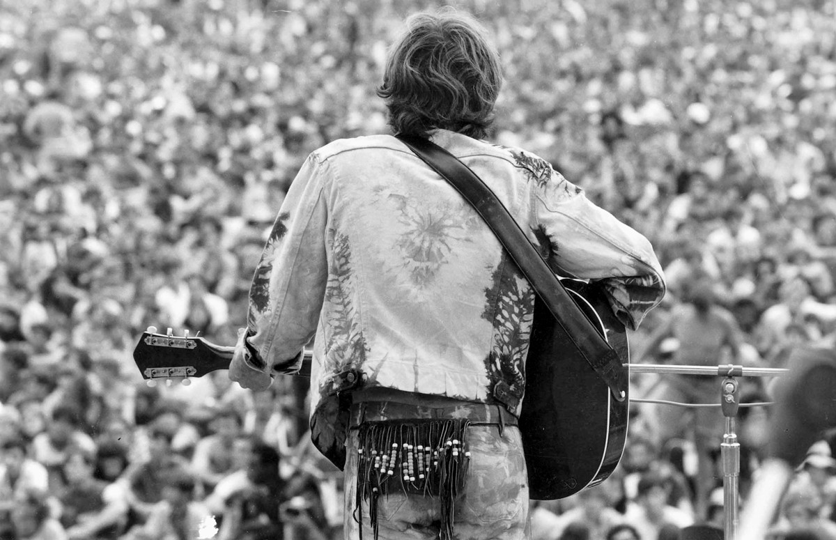 John Sebastian fundador de la banda The Lovin' Spoonful,  incluida en el Salón de la Fama del Rock and roll en 2000. 