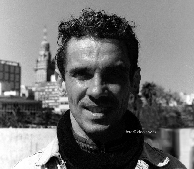 Manu Chao, Rambla Ciudad Vieja, Montevideo, 2005, foto © aldo novick